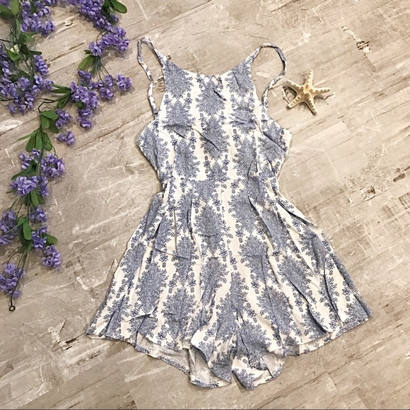 Blue & White Floral Tie in Back Sexy Party Romper - Picture 4 of 5